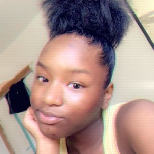 Meet your Posher, Timika